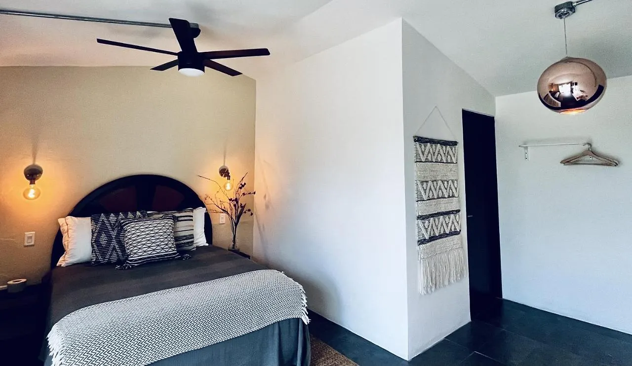 Lejos Eco Retreat Hotel Vieques Guest house